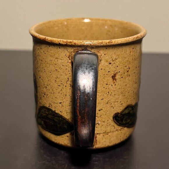Vintage OTAGIRI JAPAN Floral Lily Flower Stoneware Mug w/ Brown Speckles ~ 1970s - Picture 7 of 11